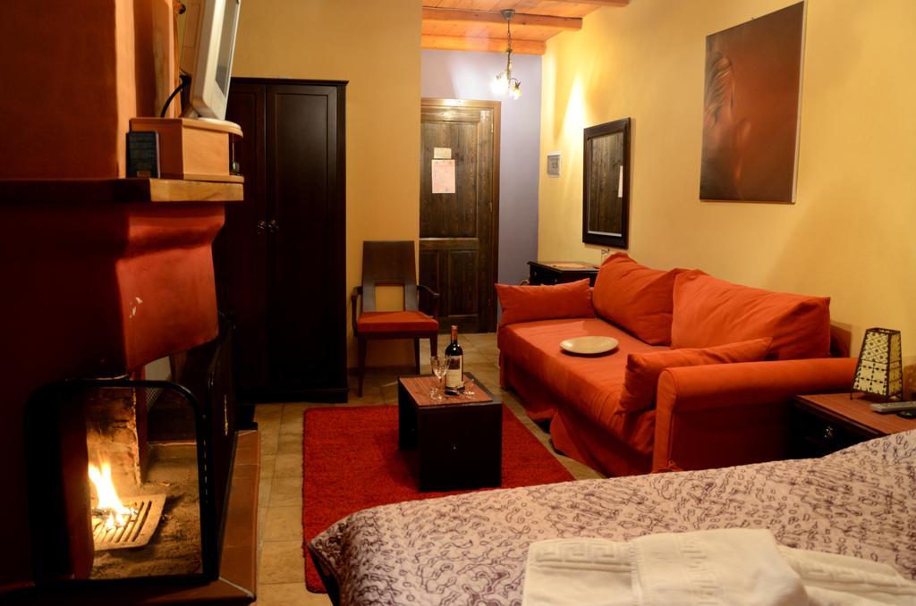 To Spitiko Otel Agios Athanasios  Dış mekan fotoğraf